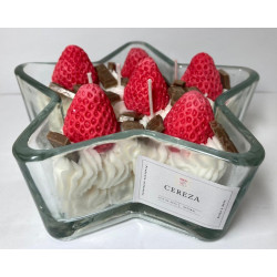 Fresas con crema y chocolate